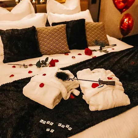 5 Etoiles 50 Nuances Zen Avec Jacuzzi Et Jeu Pour Adulte