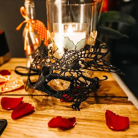 5 Etoiles 50 Nuances Zen Avec Jacuzzi Et Jeu Pour Adulte *