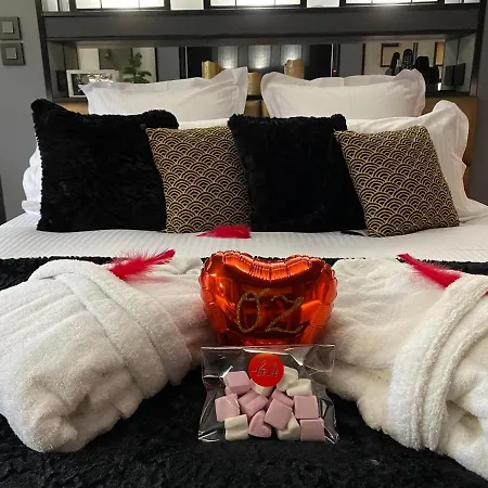 Loveroom Intimiste Et De Gamme à 30 Min De Toulouse