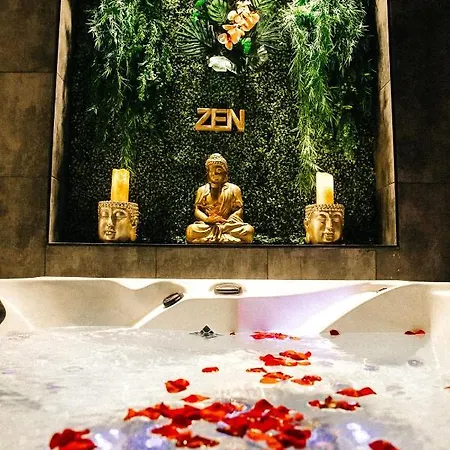 5 Etoiles 50 Nuances Zen Avec Jacuzzi Et Jeu Pour Adulte Apartmán *