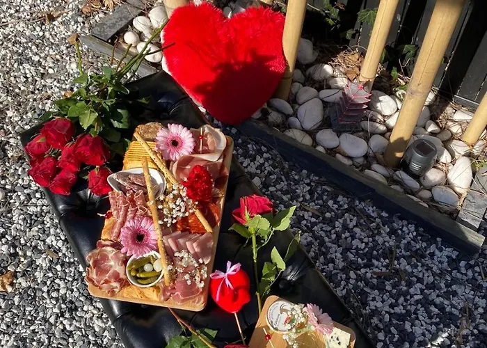 50 Nuances Zen Experience Sensorielle & Moment Suspendu (adults Only) Apartmán Lagrace-Dieu